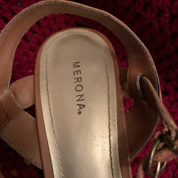 Woman’s Heels By Merona in excellent condition - Picture 2 of 5